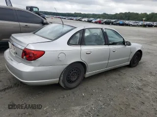 2003 Saturn LS z VIN 1G8JU54F13Y556015, wystawiony jako Copart lot #67447604 z przebiegiem Nie podano mil oraz Szkody całkowita. Historia ofert i sprzedaży dostępna na DreamBid. Obrazek 3.