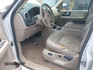 2004 Ford Expedition Eddie Bauer с VIN 1FMRU17W04LB61654, выставлен на аукционе IAAI как лот 42456262 с пробегом 305 787 миль миль и . История ставок и продаж доступна на DreamBid. Изображение 5.