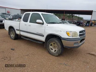 2002 Toyota Tundra SR5 with VIN 5TBRN34152S332215, listed as a IAAI auction lot 41222829 with 238,421 mi miles and . Bid and sale history available at DreamBid. Image 1.