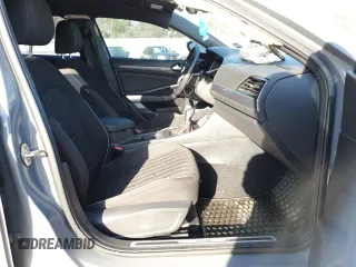 2019 Volkswagen Jetta GLI S z VIN 3VW6T7BU9KM180134, wystawiony jako Copart lot #63391832 z przebiegiem 29 526 mil mil oraz . Historia ofert i sprzedaży dostępna na DreamBid. Obrazek 5.