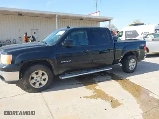 2013 GMC Sierra 1500 SLT with VIN 3GTP2WE71DG146605, listed as a IAAI auction lot 41334159 with 224,640 mi miles. Bid and sale history available at carsss.com. Image 6.