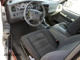 2003 Ford Explorer Sport XLS z VIN 1FMZU70E83UB73094, wystawiony jako Copart lot #45476425 z przebiegiem 233 414 mil mil oraz Szkoda całkowita • Salvage title. Historia ofert i sprzedaży dostępna na DreamBid. Obrazek 8.