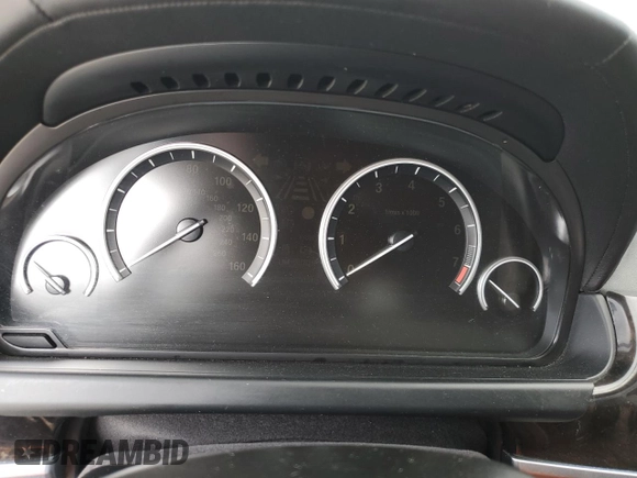 2012 BMW 6 Series 650i z VIN WBALX3C50CC528560, wystawiony jako Copart lot #81046454 z przebiegiem Nie podano mil oraz Nie do naprawy • Non repairable. Historia ofert i sprzedaży dostępna na DreamBid. Obrazek 9.