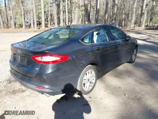 2015 Ford Fusion SE with VIN 3FA6P0H72FR299870, listed as a IAAI auction lot 41835666 with 84,450 mi miles. Bid and sale history available at carsss.com. Image 4.