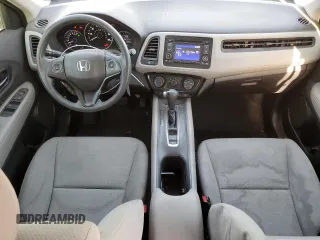 2021 Honda HR-V LX with VIN 3CZRU6H3XMM701090, listed as a Copart auction lot 49591735 with 46,725 mi miles and Salvage Title. Bid and sale history available at carsss.com. Image 8.