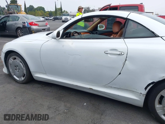2002 Lexus SC 430 with VIN JTHFN48Y020027536, listed as a IAAI auction lot 42670239 with 207,112 mi miles and . Bid and sale history available at DreamBid. Image 14.
