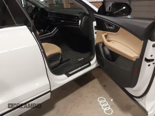 2021 Audi Q8 Prestige z VIN WA1FVAF18MD026128, wystawiony jako IAAI lot #41254457 z przebiegiem 67 148 mil mil oraz . Historia ofert i sprzedaży dostępna na DreamBid. Obrazek 5.