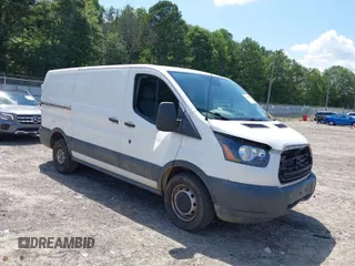 2018 Ford Transit with VIN 1FTYE1YM4JKA83438, listed as a IAAI auction lot 39881520 with 164,789 mi miles. Bid and sale history available at carsss.com. Image 1.