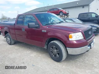 2004 Ford F-150 STX with VIN 1FTRX12W34NB80500, listed as a IAAI auction lot 41937992 with 143,263 mi miles. Bid and sale history available at carsss.com. Image 1.