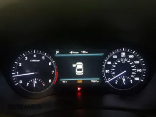 2018 Genesis G80 Ultimate with VIN KMHGN4JFXJU245842, listed as a Copart auction lot 62599064 with 9,567 mi miles and Salvage Title. Bid and sale history available at carsss.com. Image 9.