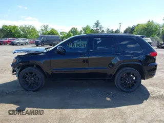 2018 Jeep Grand Cherokee Altitude with VIN 1C4RJFAG6JC147832, listed as a IAAI auction lot 42190737 with 104,280 mi miles and . Bid and sale history available at DreamBid. Image 15.