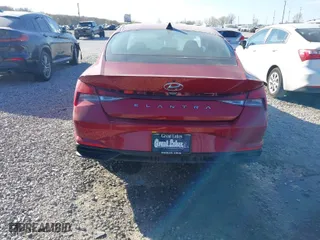 2021 Hyundai Elantra SE with VIN KMHLL4AG9MU176417, listed as a IAAI auction lot 40780073 with 63,347 mi miles. Bid and sale history available at carsss.com. Image 16.