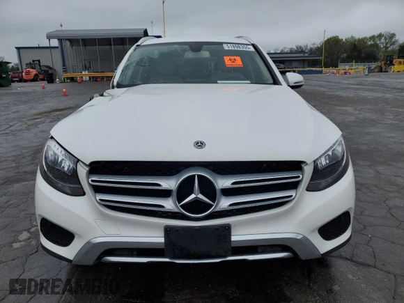 2019 Mercedes-Benz GLC 300 with VIN WDC0G4JB7KV145040, listed as a Copart auction lot 51898355 with 46,057 mi miles and Salvage title. Bid and sale history available at DreamBid. Image 5.