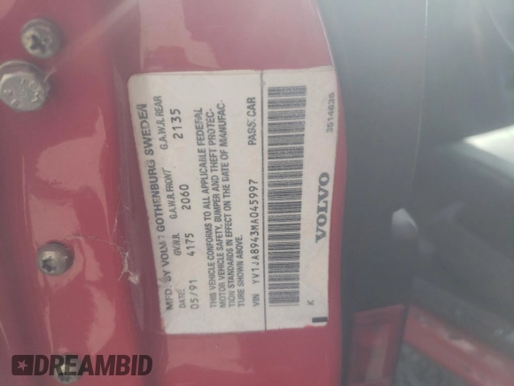 1991 Volvo 900 z VIN YV1JA8943MA045997, wystawiony jako Copart lot #74633174 z przebiegiem 296 013 mil mil oraz Szkody całkowita. Historia ofert i sprzedaży dostępna na DreamBid. Obrazek 15.
