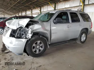 2007 GMC Yukon SLT with VIN 1GKFC13J87J102747, listed as a Copart auction lot 44591275 with 172,697 mi miles and Salvage Title. Bid and sale history available at carsss.com. Image 1.