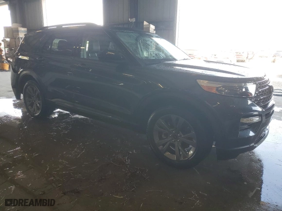 2022 Ford Explorer XLT with VIN 1FMSK7DH8NGB34132, listed as a Copart auction lot 48563805 with NaN miles and Non Repairable. Bid and sale history available at carsss.com. Image 4.