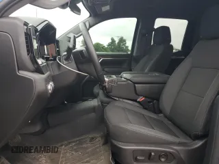 2023 GMC Sierra 1500 z VIN 1GTVUCE83PZ325290, wystawiony jako Copart lot #58227585 z przebiegiem 12 954 mil mil oraz Szkoda całkowita • Salvage title. Historia ofert i sprzedaży dostępna na DreamBid. Obrazek 7.