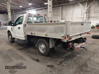 2019 Ford F-250 XL with VIN 1FDBF2A67KED43220, listed as a IAAI auction lot 41530151 with 65,176 mi miles and . Bid and sale history available at DreamBid. Image 3.