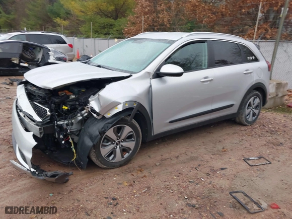 2019 Kia Niro LX with VIN KNDCB3LCXK5349252, listed as a IAAI auction lot 40891130 with 67,029 mi miles. Bid and sale history available at carsss.com. Image 17.