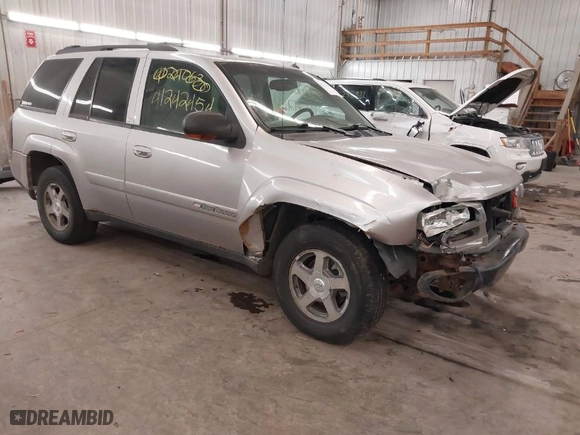 2004 Chevrolet TrailBlazer LT with VIN 1GNDT13S842284264, listed as a IAAI auction lot 41242454 with 226,914 mi miles. Bid and sale history available at carsss.com. Image 1.