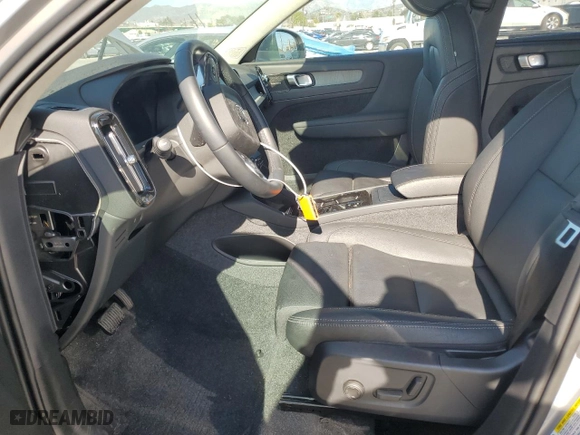 2024 Volvo XC40 Plus Bright Theme with VIN YV4L12UE8R2381381, listed as a Copart auction lot 46183675 with 5,666 mi miles and Salvage Title. Bid and sale history available at carsss.com. Image 7.