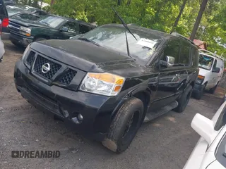 2010 Nissan Armada SE z VIN 5N1BA0NC7AN615055, wystawiony jako IAAI lot #42108459 z przebiegiem 301 246 mil mil oraz . Historia ofert i sprzedaży dostępna na DreamBid. Obrazek 2.