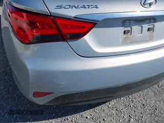 2014 Hyundai Sonata GLS z VIN 5NPEB4ACXEH864449, wystawiony jako IAAI lot #42442088 z przebiegiem 156 576 mil mil oraz . Historia ofert i sprzedaży dostępna na DreamBid. Obrazek 14.