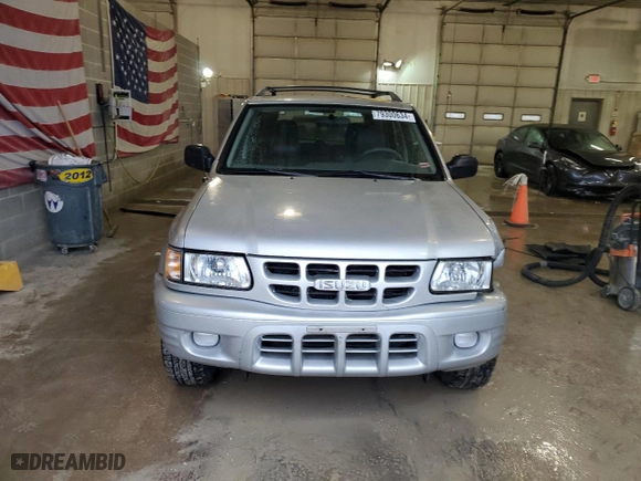 2000 Isuzu Rodeo with VIN 4S2DM58WXY4346884, listed as a Copart auction lot 43108675 with 144,306 mi miles and Non Repairable. Bid and sale history available at carsss.com. Image 5.