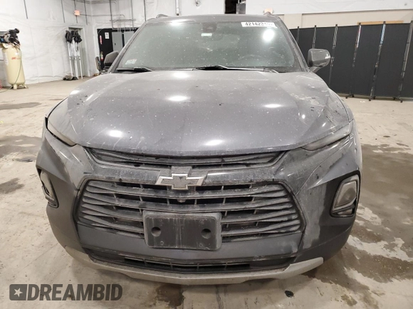 2021 Chevrolet Blazer LT z VIN 3GNKBJRS4MS556749, wystawiony jako Copart lot #42142345 z przebiegiem 55 395 mil mil oraz Nie do naprawy • Non repairable. Historia ofert i sprzedaży dostępna na DreamBid. Obrazek 5.