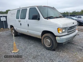 2002 Ford Econoline Cargo with VIN 1FTNE24L42HB67991, listed as a IAAI auction lot 40816497 with 310,862 mi miles. Bid and sale history available at carsss.com. Image 1.