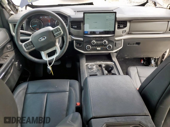 2024 Ford Expedition XLT with VIN 1FMJU1H81REA84415, listed as a Copart auction lot 55131825 with 3,389 mi miles and Salvage title. Bid and sale history available at DreamBid. Image 8.