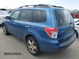 2010 Subaru Forester X Premium with VIN JF2SH6CC2AH719250, listed as a IAAI auction lot 42426632 with 255,283 mi miles and . Bid and sale history available at DreamBid. Image 3.