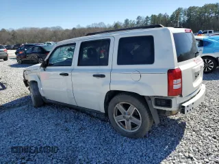 2007 Jeep Patriot Sport with VIN 1J8FT28W07D398750, listed as a Copart auction lot 44977885 with 212,185 mi miles and Non Repairable. Bid and sale history available at DreamBid. Image 2.