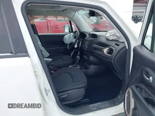 2016 Jeep Renegade Latitude with VIN ZACCJBBT6GPD81497, listed as a IAAI auction lot 41605838 with 167,270 mi miles. Bid and sale history available at carsss.com. Image 5.