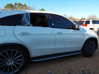 2019 Mercedes-Benz GLE 43 AMG with VIN 4JGED6EB6KA152946, listed as a IAAI auction lot 41453154 with 77,887 mi miles and . Bid and sale history available at DreamBid. Image 13.