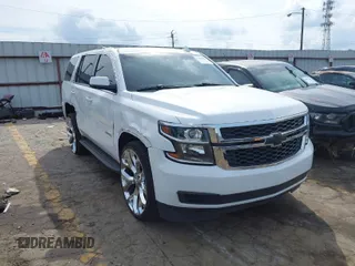 2019 Chevrolet Tahoe LT z VIN 1GNSCBKC6KR345154, wystawiony jako IAAI lot #41808536 z przebiegiem 124 325 mil mil oraz . Historia ofert i sprzedaży dostępna na DreamBid. Obrazek 1.