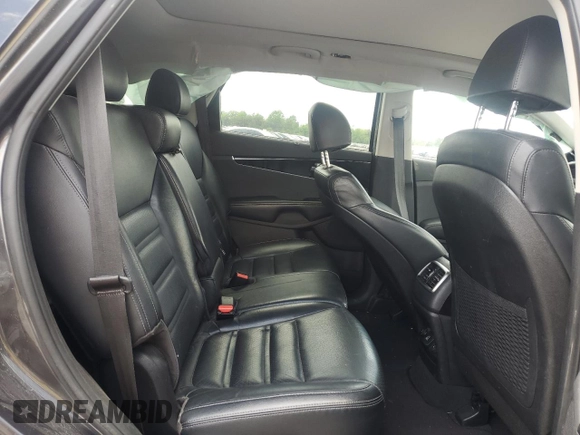 2018 Kia Sorento EX z VIN 5XYPHDA59JG400921, wystawiony jako Copart lot #56430855 z przebiegiem 151 075 mil mil oraz Szkoda całkowita • Salvage title. Historia ofert i sprzedaży dostępna na DreamBid. Obrazek 11.