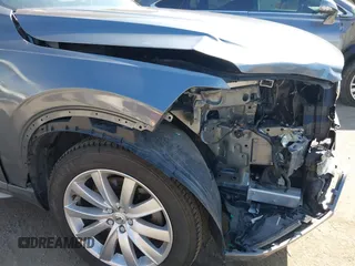 2018 Volvo XC90 Momentum with VIN YV4102PK3J1341909, listed as a IAAI auction lot 41992093 with 1 mi miles. Bid and sale history available at carsss.com. Image 6.
