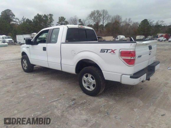 2014 Ford F-150 XL with VIN 1FTFX1EFXEKE16495, listed as a IAAI auction lot 41077199 with 206,212 mi miles. Bid and sale history available at carsss.com. Image 3.