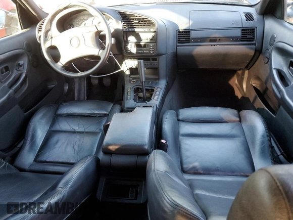 1998 BMW M3 z VIN WBSCD932XWEE08919, wystawiony jako Copart lot #84434704 z przebiegiem Nie podano mil oraz Szkody całkowita. Historia ofert i sprzedaży dostępna na DreamBid. Obrazek 8.