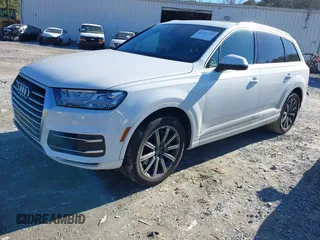 2017 Audi Q7 Premium Plus with VIN WA1LAAF78HD009287, listed as a IAAI auction lot 41327189 with 121,483 mi miles. Bid and sale history available at carsss.com. Image 17.
