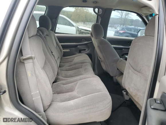 2003 Chevrolet Tahoe LS with VIN 1GNEC13V83J102923, listed as a Copart auction lot 51055625 with 250,631 mi miles and Salvage Title. Bid and sale history available at carsss.com. Image 11.