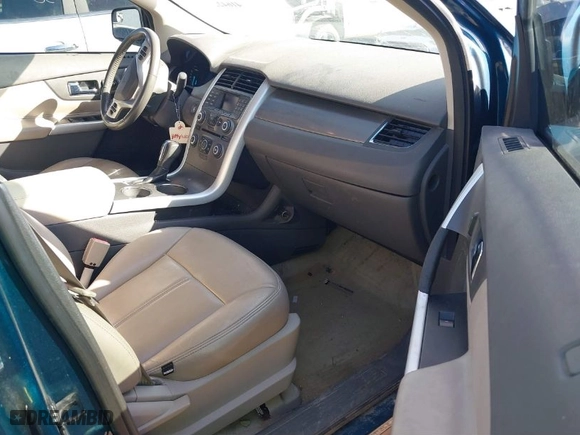 2011 Ford Edge SEL with VIN 2FMDK3JC1BBA70206, listed as a IAAI auction lot 41642210 with 210,732 mi miles. Bid and sale history available at carsss.com. Image 5.
