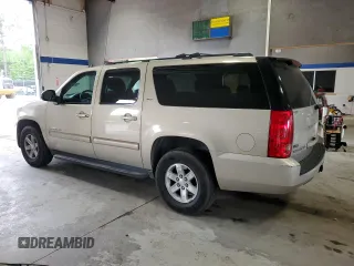 2011 GMC Yukon XL SLT with VIN 1GKS1KE01BR258475, listed as a Copart auction lot 55305385 with 201,517 mi miles and Clean Title. Bid and sale history available at carsss.com. Image 2.