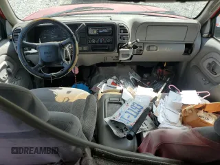 1999 GMC Yukon with VIN 1GKEK13R5XJ700234, listed as a Copart auction lot 55885584 with 163,129 mi miles and Salvage Title. Bid and sale history available at carsss.com. Image 8.