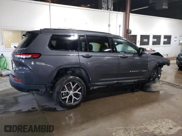 2024 Jeep Grand Cherokee Limited with VIN 1C4RJKBG9R8542707, listed as a Copart auction lot 64881255 with 6,889 mi miles and Non repairable. Bid and sale history available at DreamBid. Image 3.