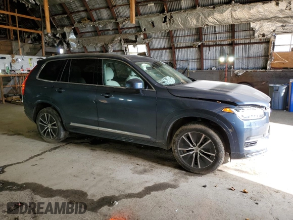 2021 Volvo XC90 Inscription Expression with VIN YV4BR00K0M1764086, listed as a Copart auction lot 41726284 with 37,641 mi miles. Bid and sale history available at carsss.com. Image 4.