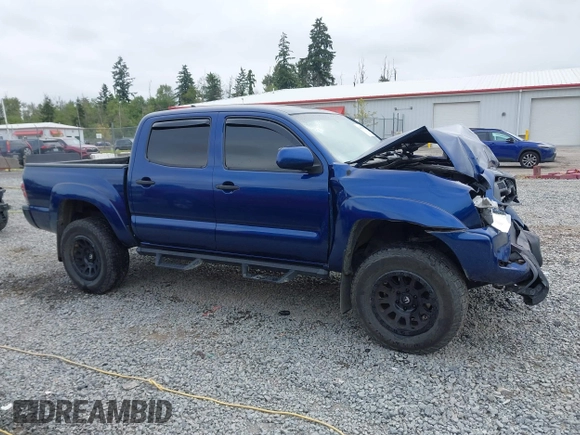 2015 Toyota Tacoma with VIN 3TMLU4EN1FM186747, listed as a IAAI auction lot 42493658 with 104,100 mi miles and . Bid and sale history available at DreamBid. Image 13.