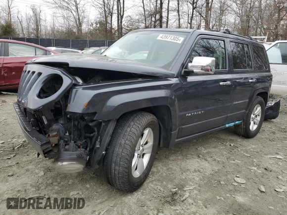 2016 Jeep Patriot Latitude with VIN 1C4NJRFB2GD587062, listed as a Copart auction lot 43971305 with 135,744 mi miles and Salvage Title. Bid and sale history available at carsss.com. Image 1.