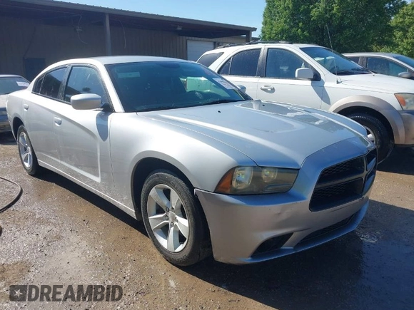 2012 Dodge Charger SE with VIN 2C3CDXBG2CH280352, listed as a IAAI auction lot 42055901 with 160,996 mi miles. Bid and sale history available at carsss.com. Image 1.